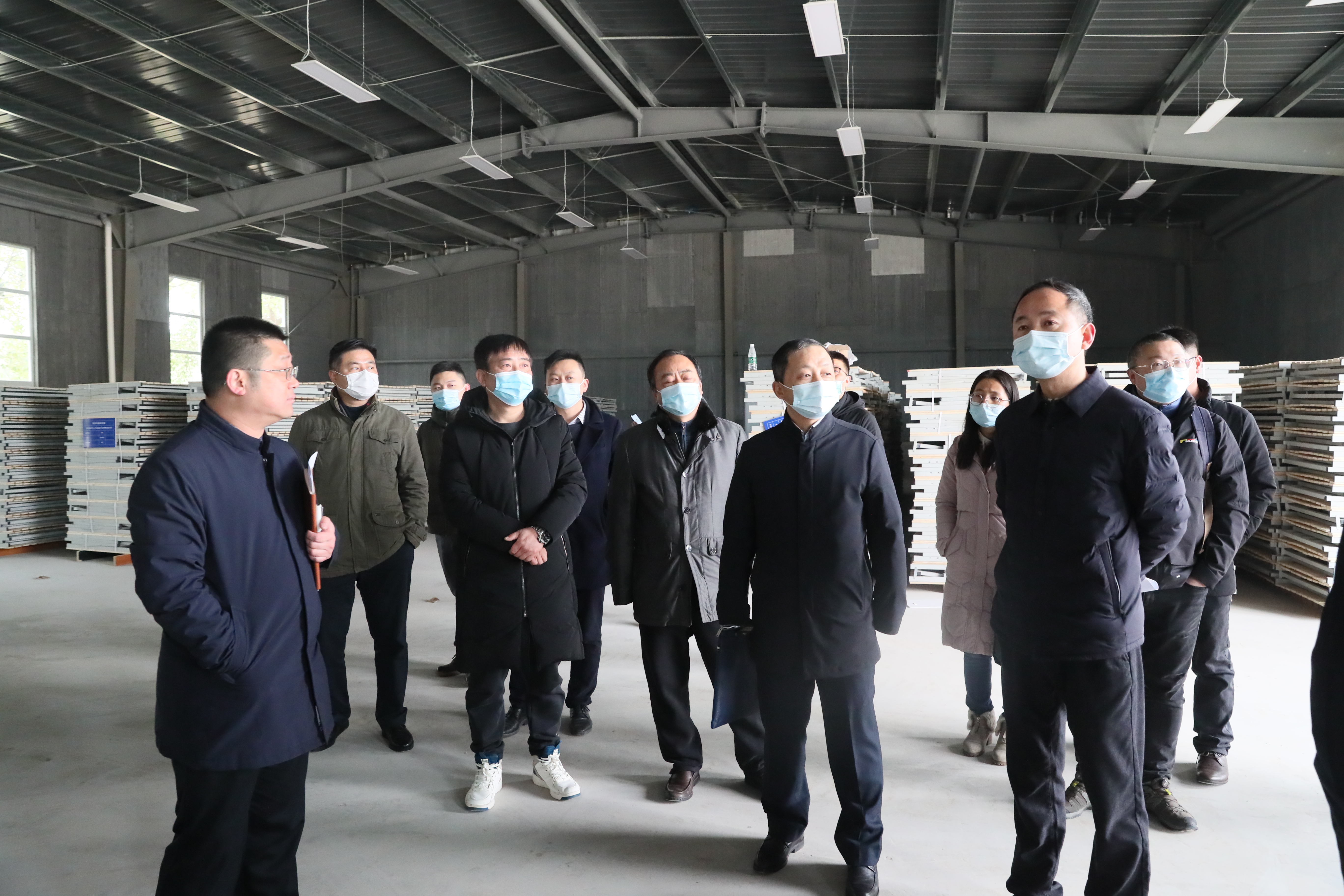 市紀委監(jiān)委派駐市城建局紀檢監(jiān)察組調研武漢體育中心平戰(zhàn)結合改造項目(圖2) 市紀委監(jiān)委派駐市城建局紀檢監(jiān)察組調研武漢體育中心平戰(zhàn)結合改造項目(圖2)